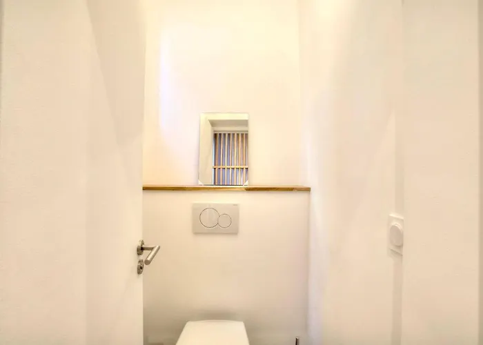 Apartment Elegant And Comfortable In 17th Arrondissement *