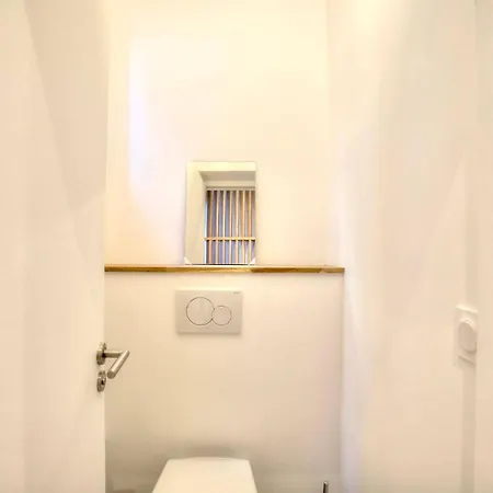 Apartment Elegant And Comfortable In 17th Arrondissement *